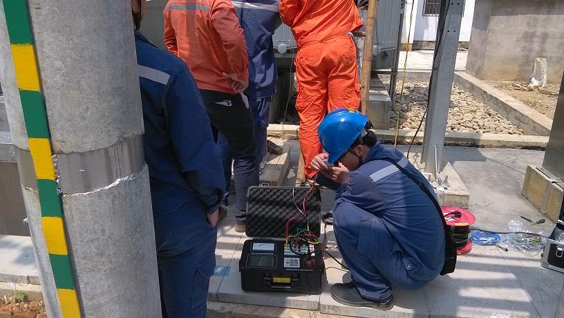 華電高科為南寧上林供電公司提供現(xiàn)場指導02